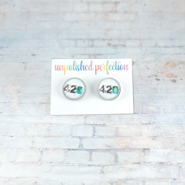 420% Irish Earrings | 12mm Studs | Marijuana Earrings